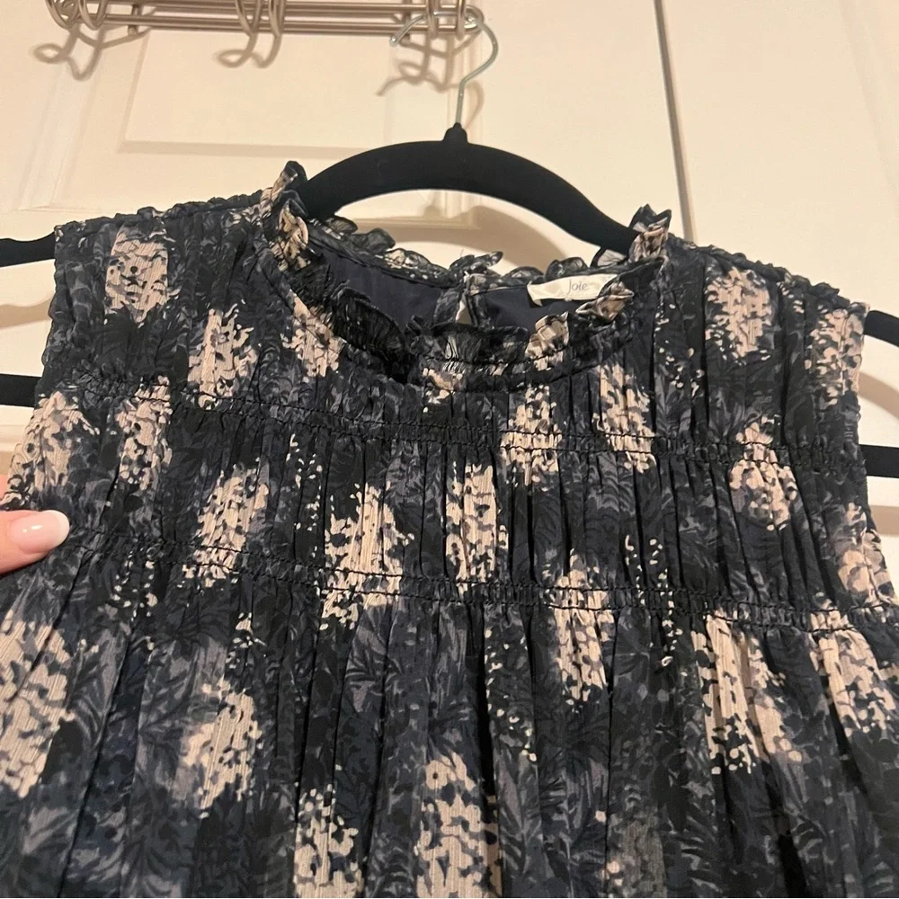 Joie Black and Cream Floral Midi Shift Dress